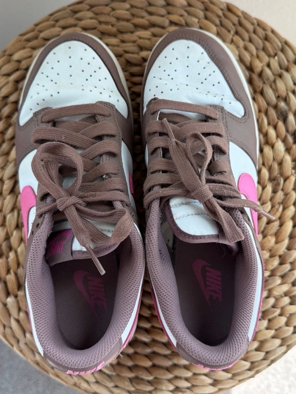 Nike low dunks